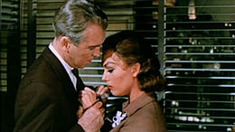 260px-Vertigo_1958_trailer_embrace_2