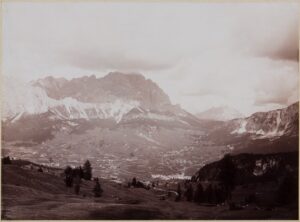 Village et Mte. Cristallo, c. 1880