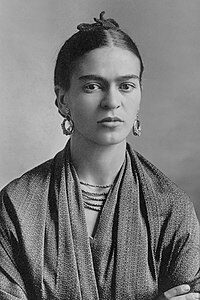 in 1932, photographed by her father Guillermo Kahlo